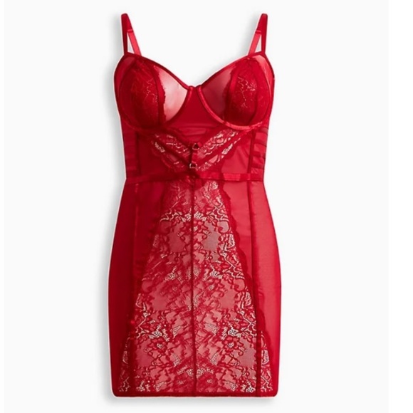 TORRID NWT STRAPS AND LACE CHEMISE - Picture 4 of 5